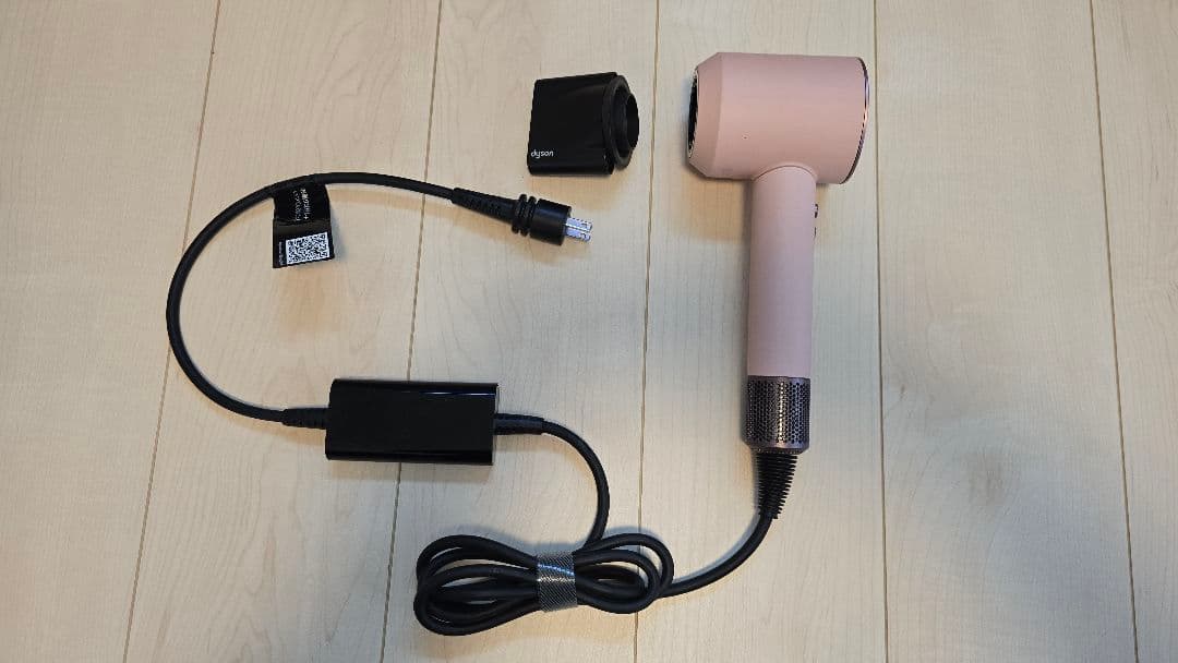 ダイソン スーパーソニック ヘアドライヤー　限定色　さくらロゼゴールド
