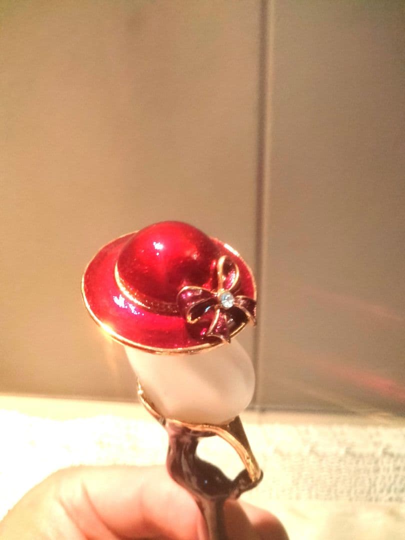 1980年ビンテージ アールデコ香水瓶 帽子をかぶった女