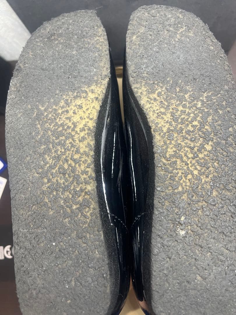 Supreme × Clarks Patent Leather Wallabee