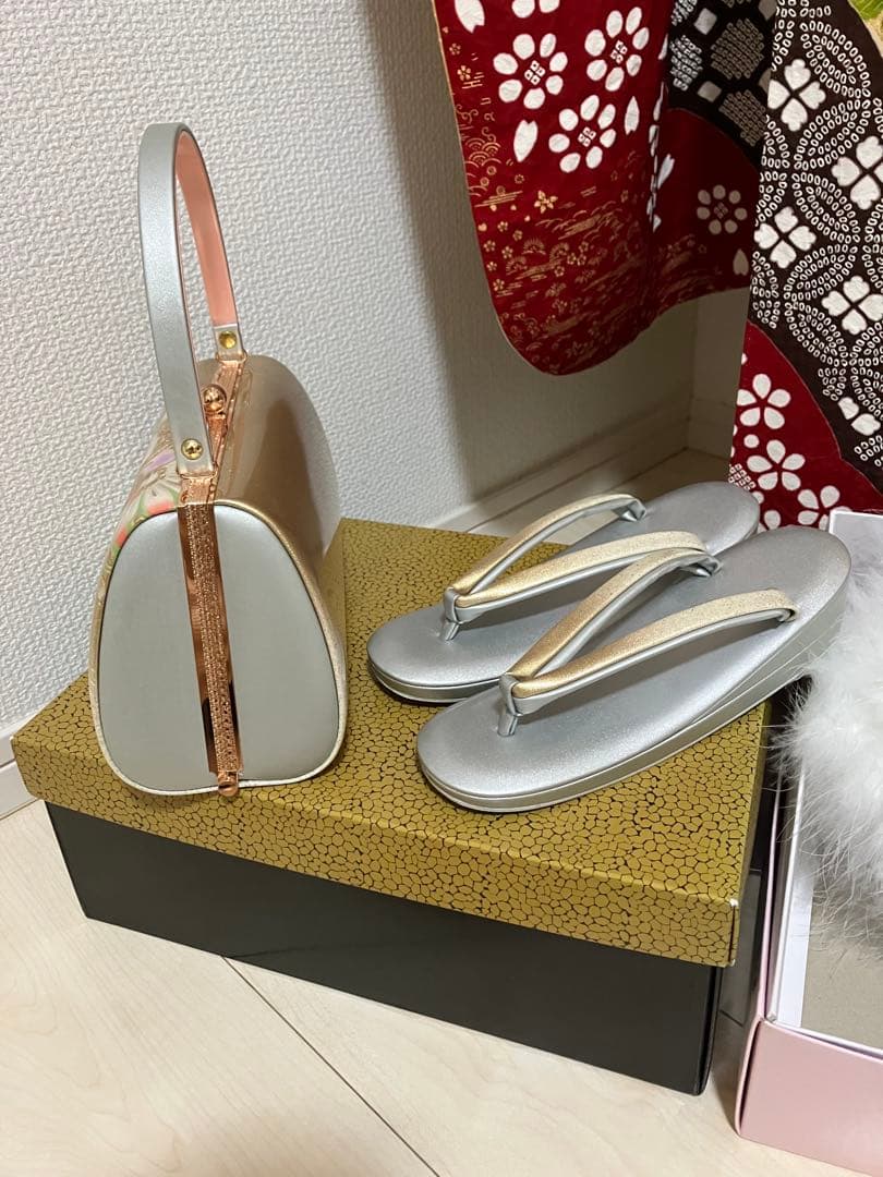 上質！赤の部分絞り正絹振袖 全て揃ったフルセット Mサイズ