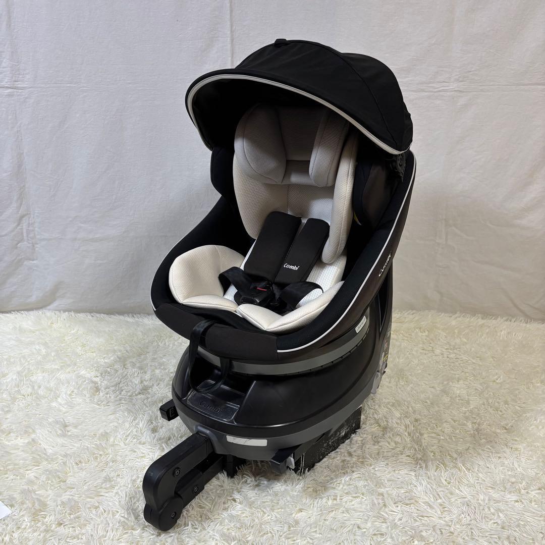極美品　Combi クルムーヴ スマート ISOFIX エッグショックNeo