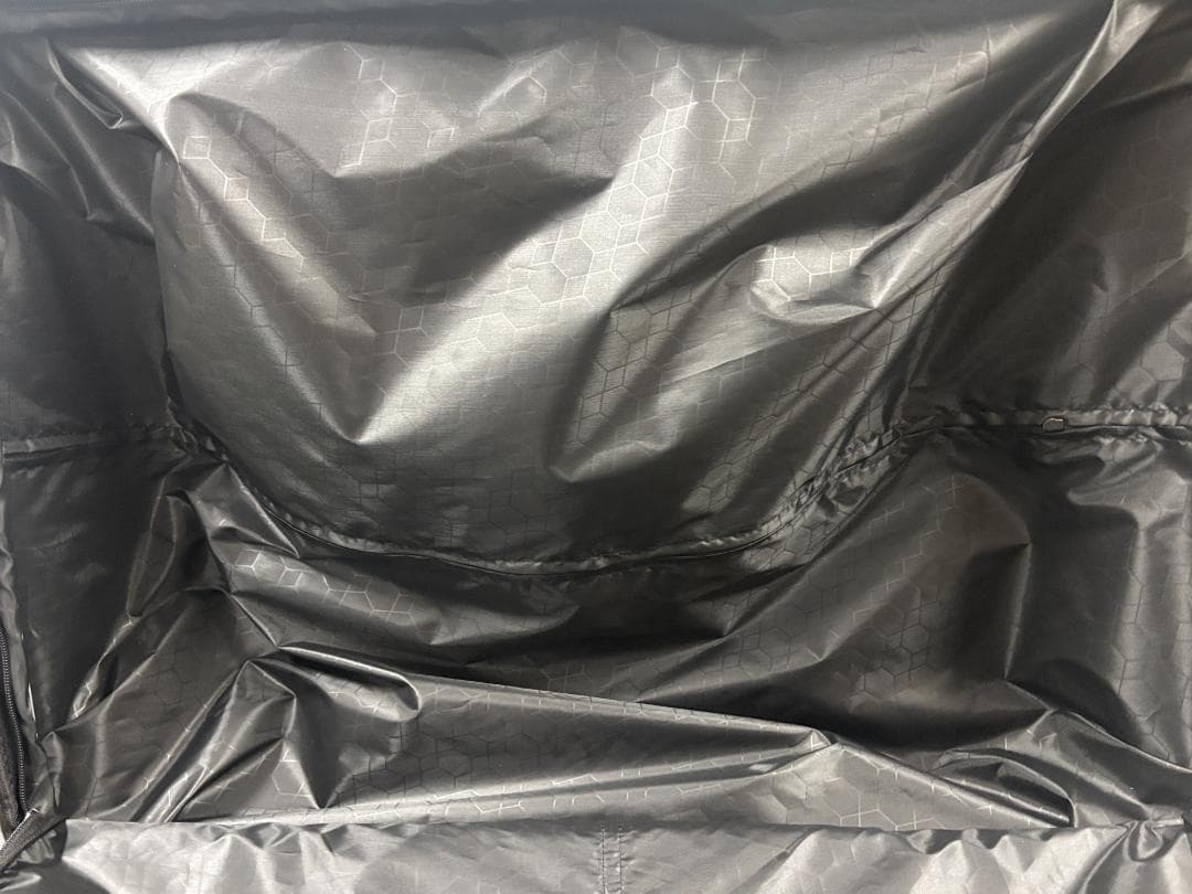 【未使用品】TABITORA KRS6016 XLズスーツケースシルバー