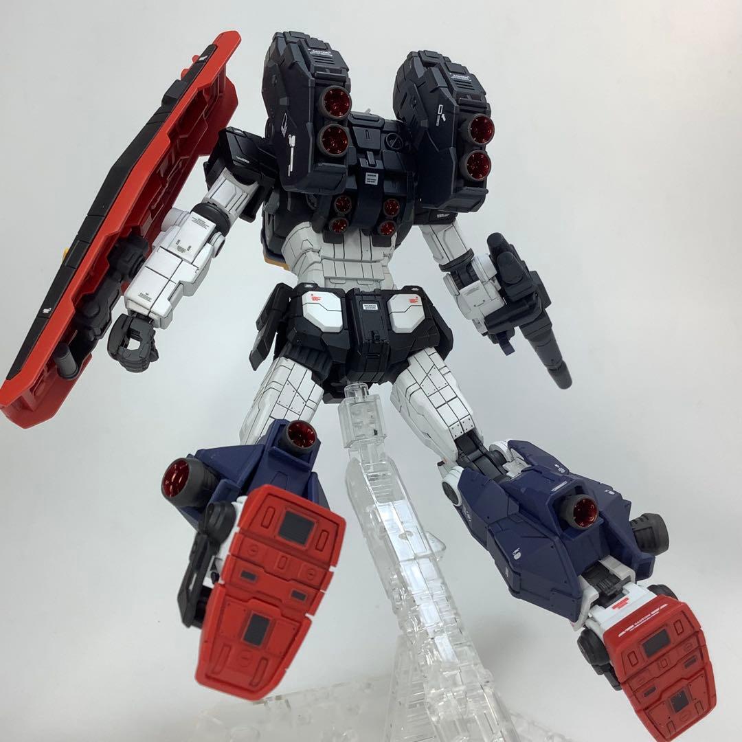 HG RX-78F00HMT 高機動型ガンダム　塗装済完成品