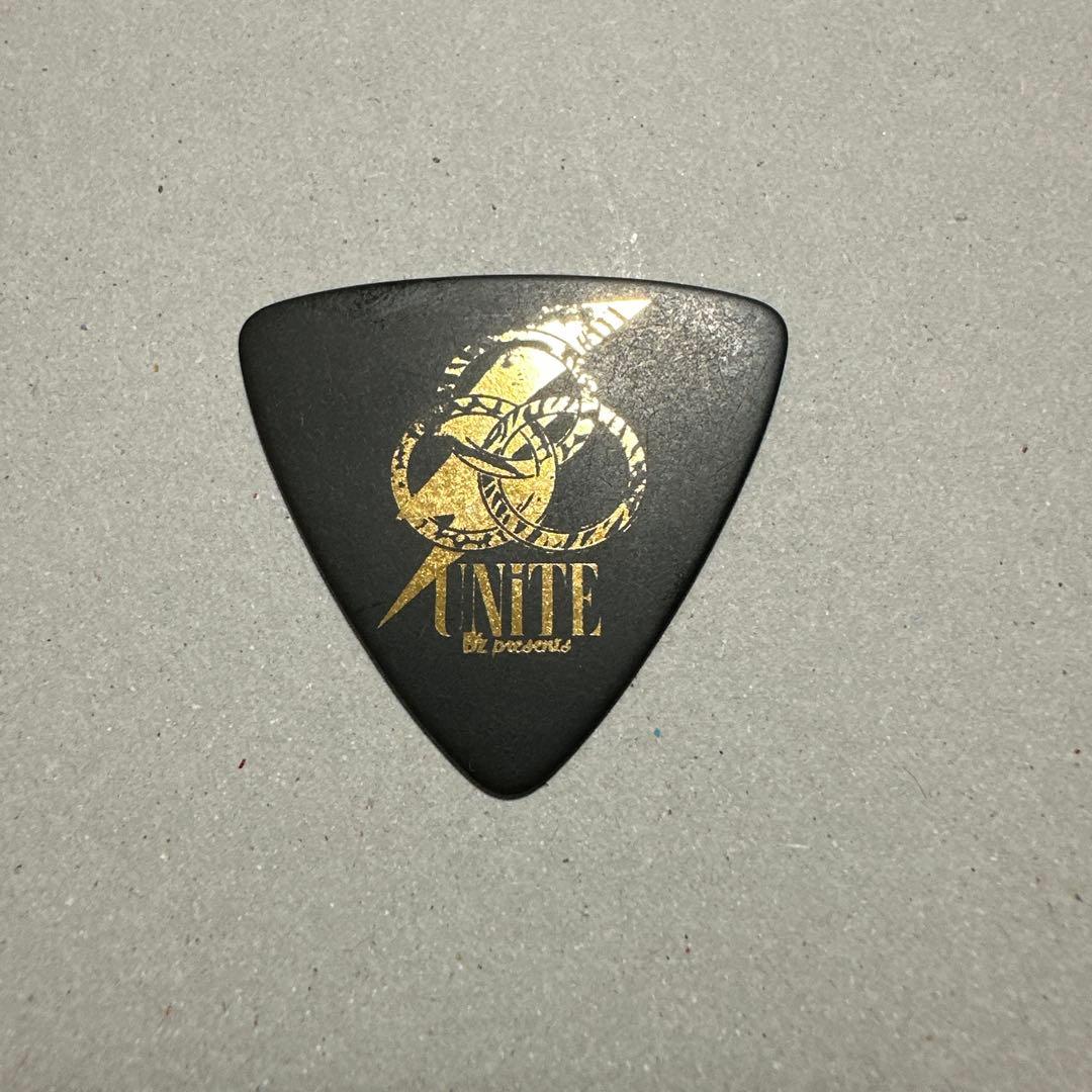 [ゼロ]UNITE 金色ロゴ ギターピック