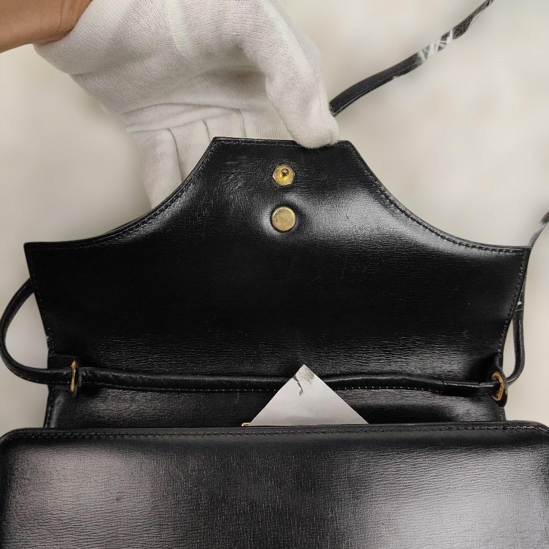 Dior　ショルダーバッグ　ロゴ金具　リボン　ブラック　レザー