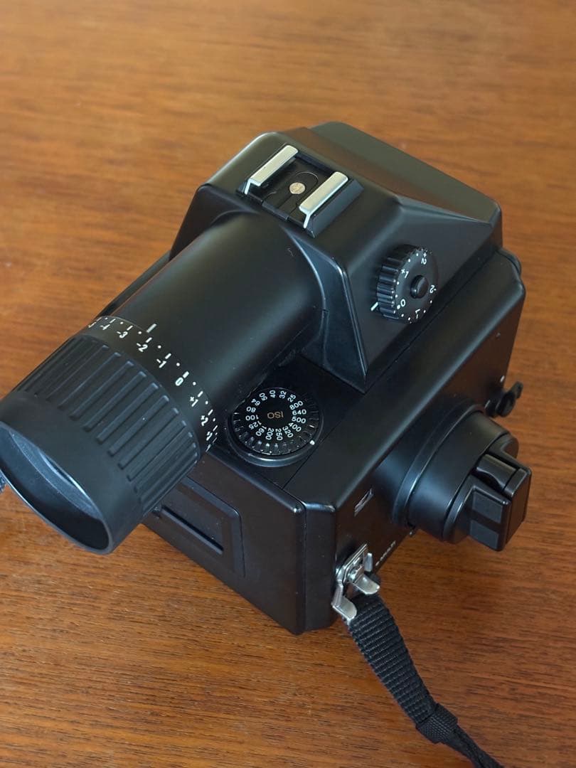 Mamiya 645E 中判カメラ　ストラップ＆予備フォルダー付