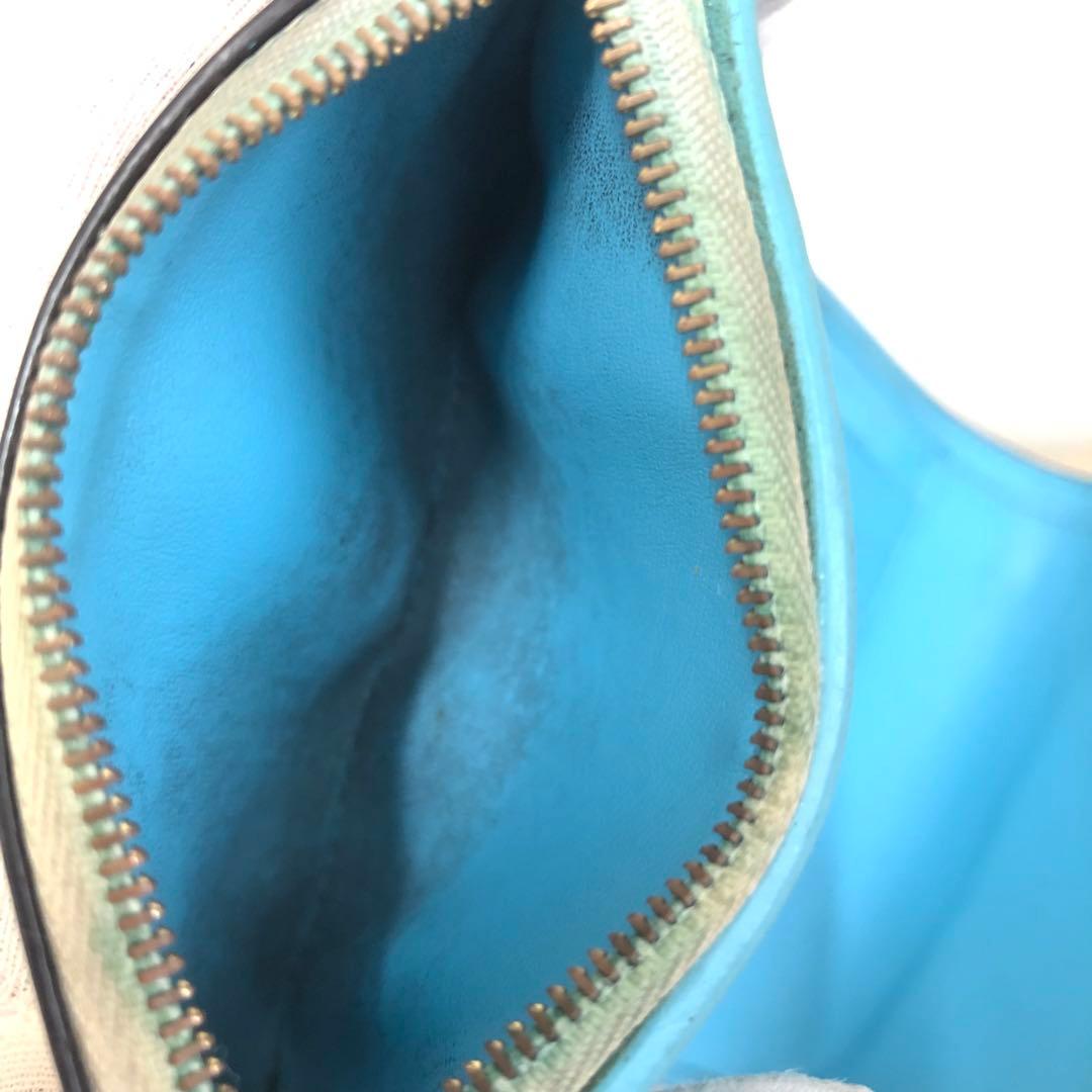 ルイヴィトン 3つ折財布　ポルトフォイユLVポンヌフコンパクト