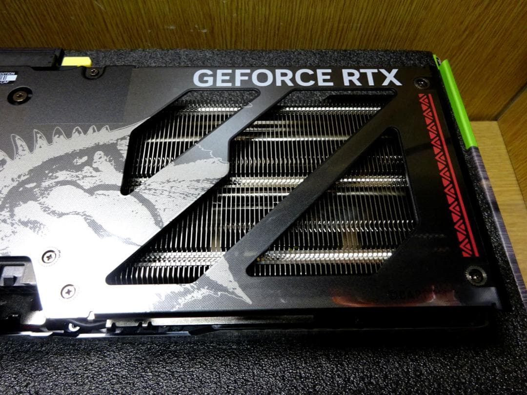 H*h様 ほぼ新品4060Ti MONSTER HUNTER EDITION　特