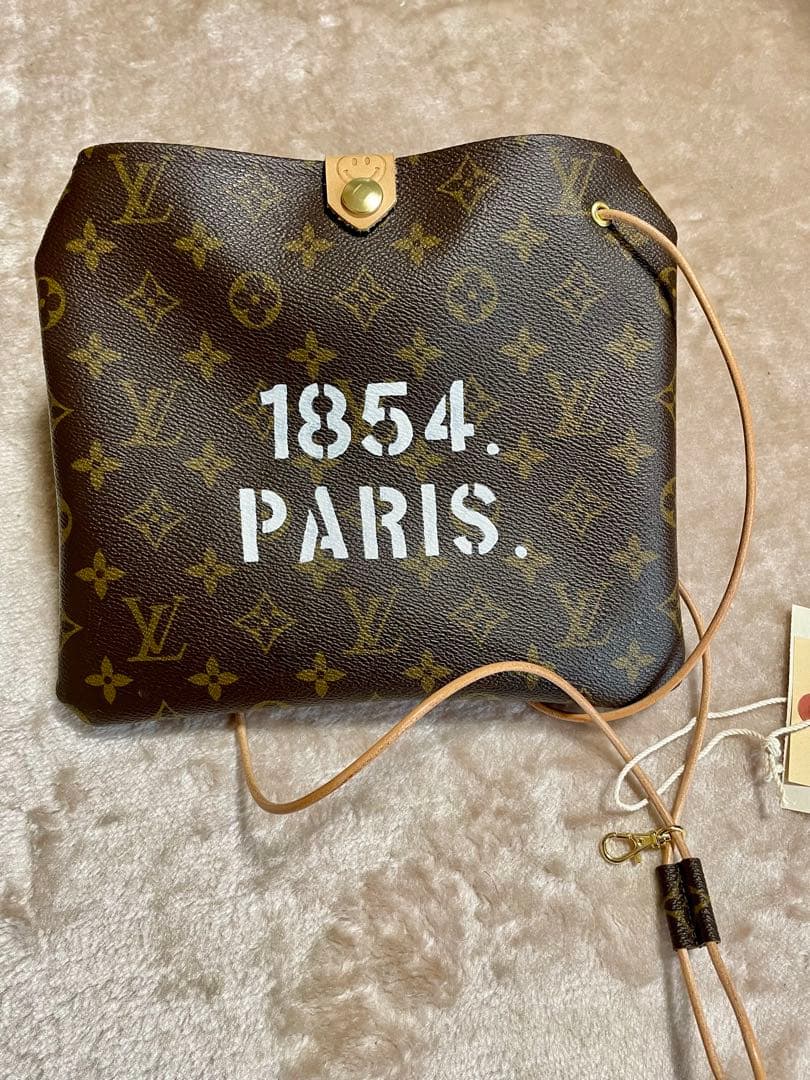 ◆新品未使用　◆h.myriad サコッシュ　ショルダーポーチ