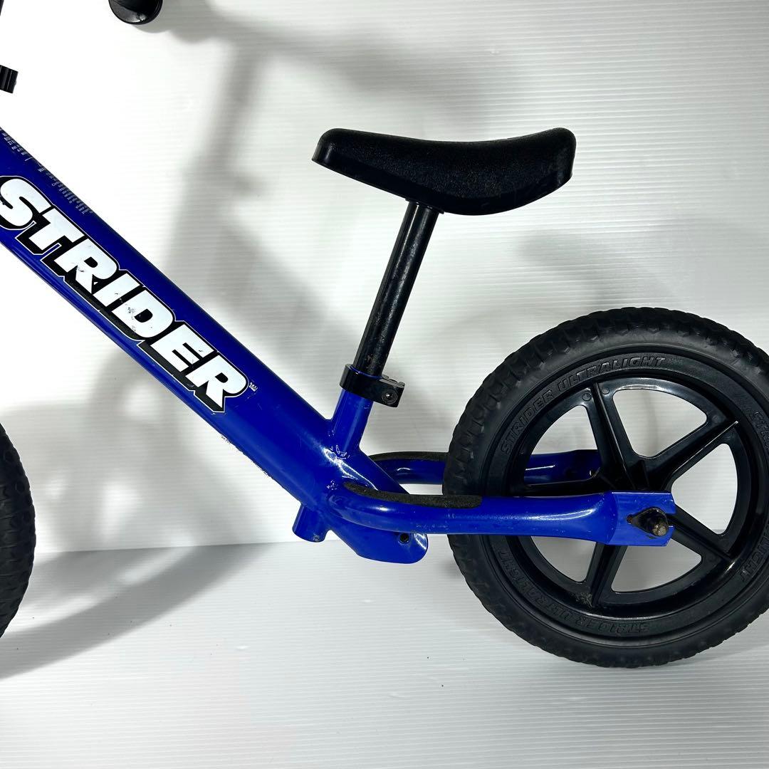 美品☆ストライダー クラシック 12 キックバイク ブルー 補助なし