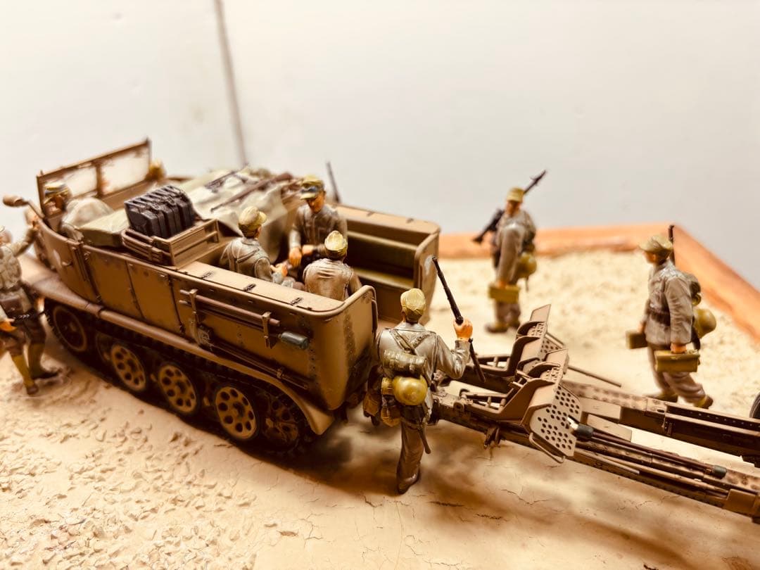 1/35 ドイツアフリカ軍団3tハーフトラック　105mm軽榴弾砲