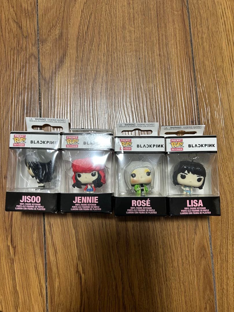 BLACKPINK フィギュアpopJISOO JENNIE ROSÉ LISA