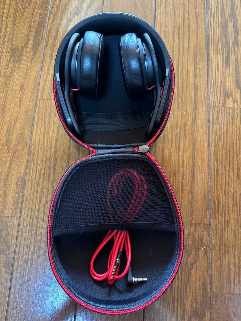 Beats by Dr. Dre Mixr ブラック/レッド