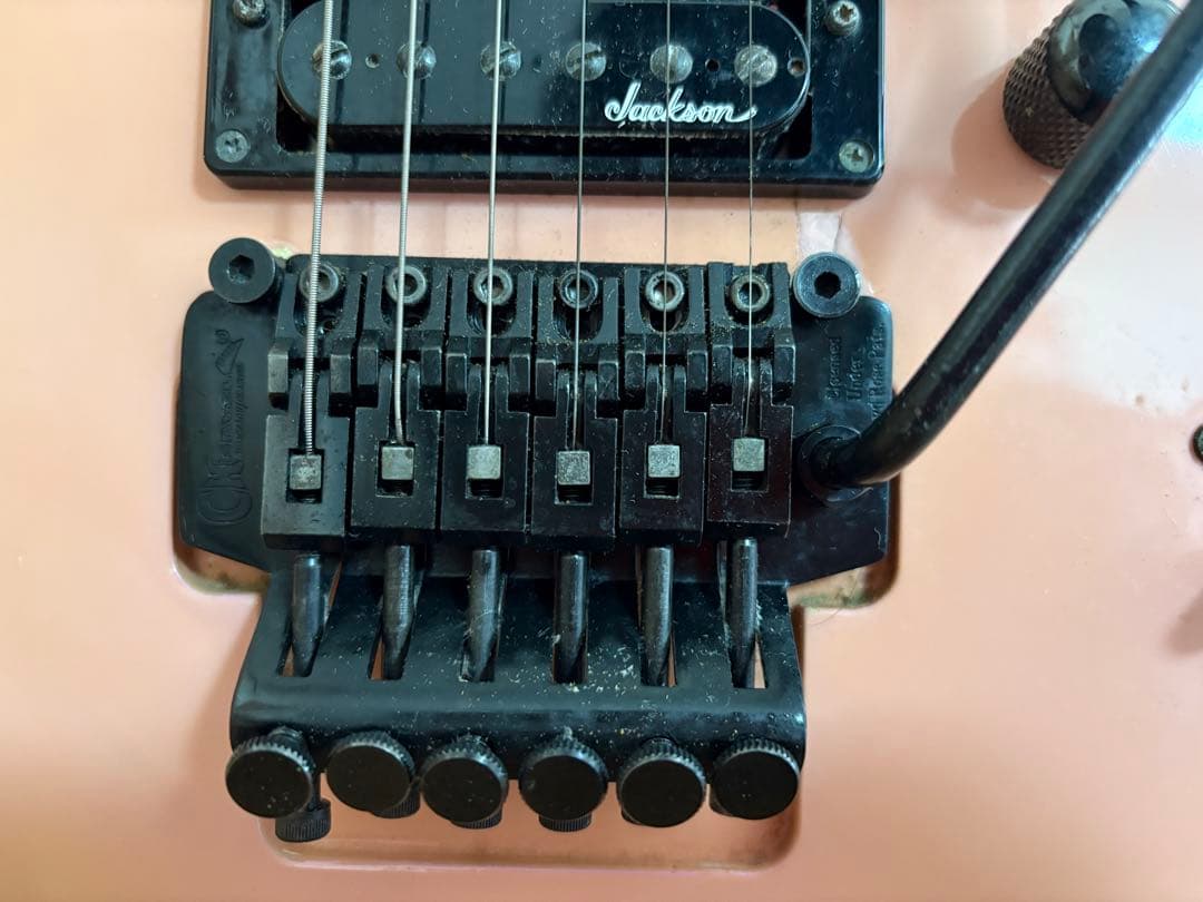 Charvel エレキギター (純正ストラップ付き）