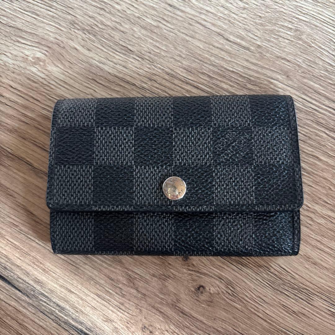 ルイヴィトン ダミエ グラフィット グレーキーケース6連