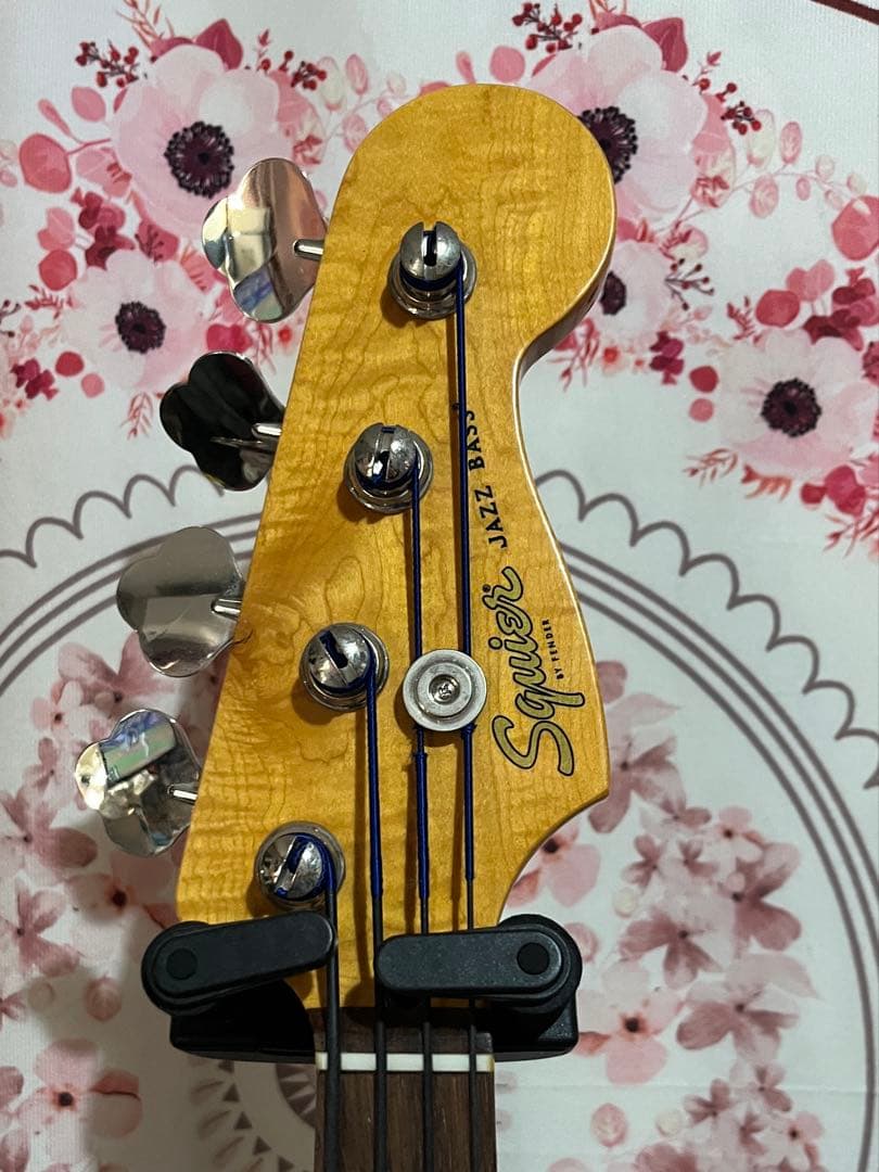 フレットレスsquire Classic Vibe 60s Jazz Bass