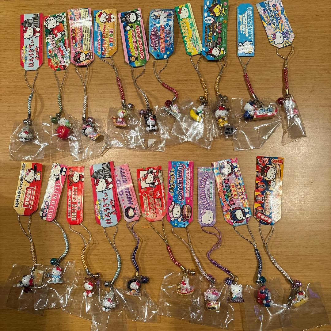 ハローキティご当地根付け110個