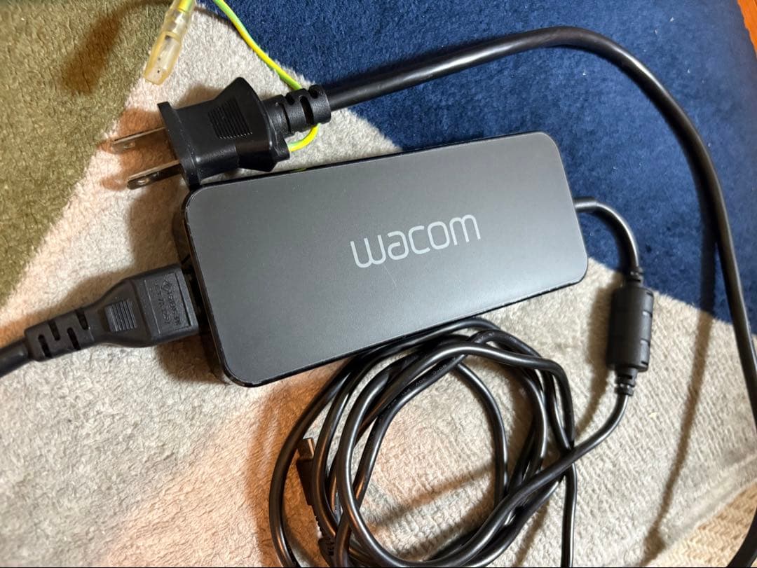 【最終値下げ】Wacom MobileStudio Pro 本体　全部セット