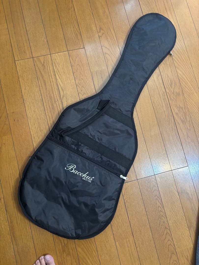 Bacchus ストラトキャスタータイプ エレキギター サンバースト、美品