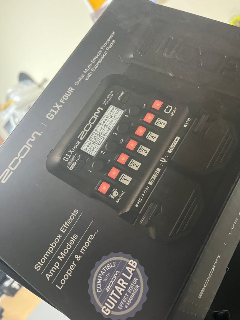 ZOOM G1X FOUR マルチエフェクター【即決歓迎】