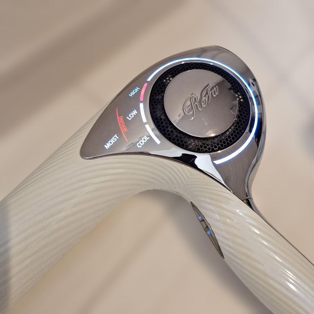 箱付きReFa ビューテックドライヤー　取扱説明書付き