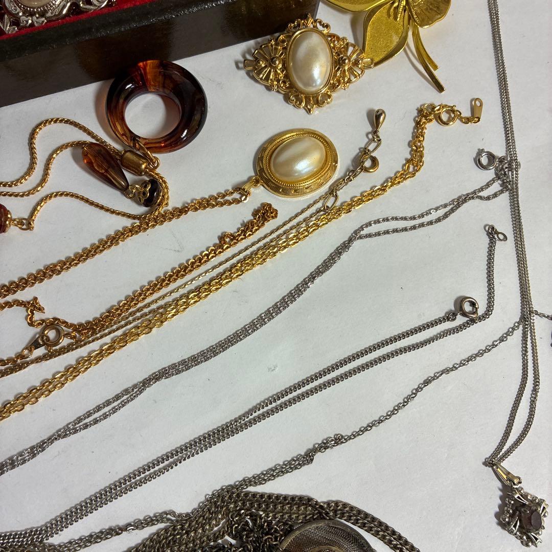 アンティーク　ジュエリー　カメオ　BA800 七宝焼　翡翠　イヤリング　ブローチ