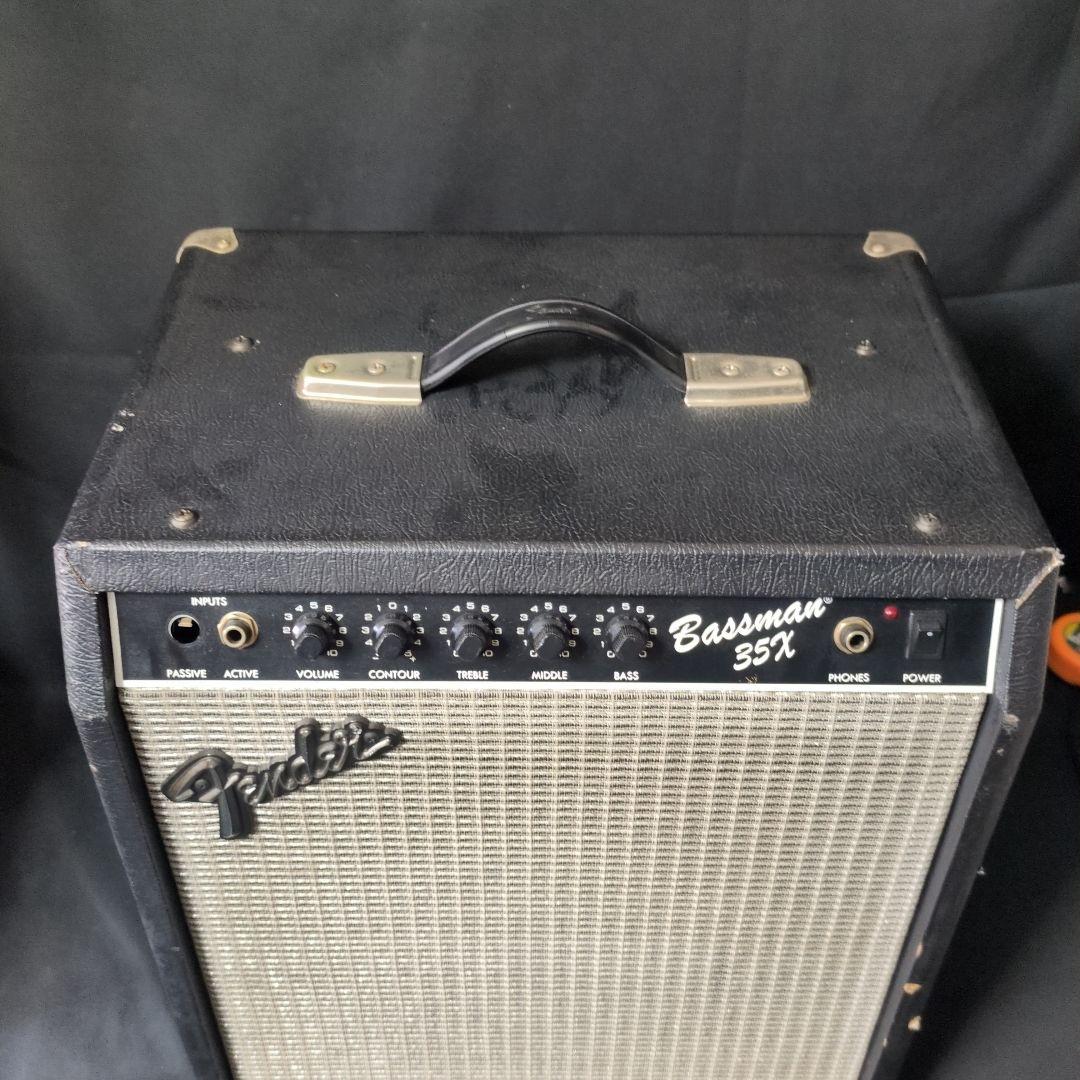 ベース Fender Japan Bassman 35X