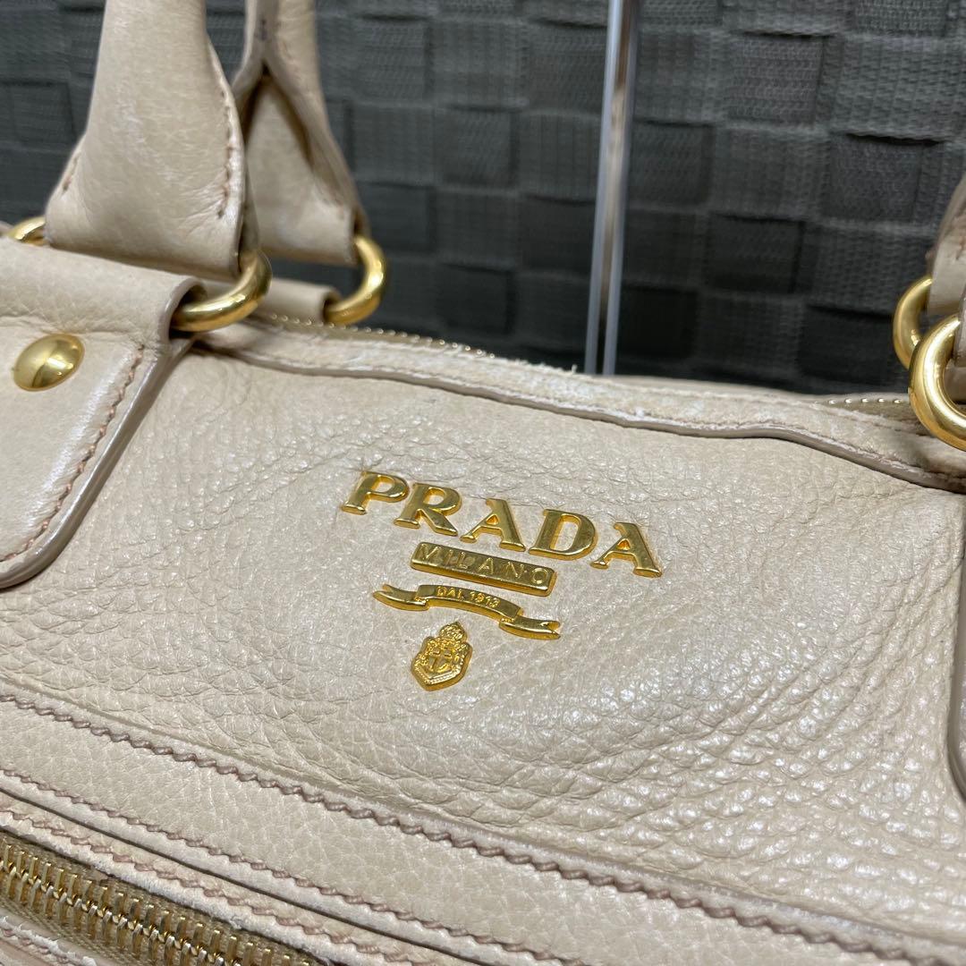 ア*オ様 PRADA ベージュ レザー ハンドバッグ