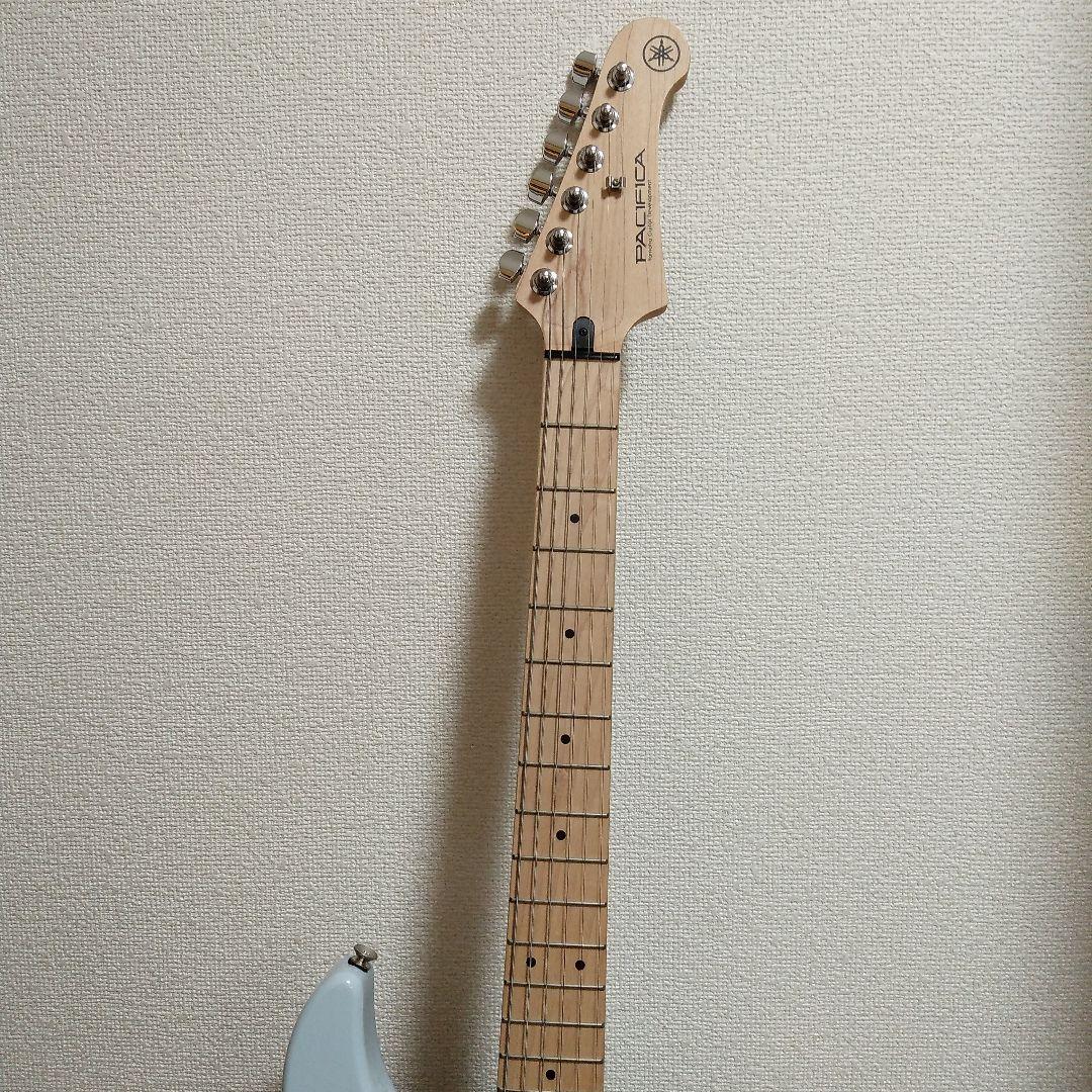 YAMAHA PACIFICA エレキギター　本体、お手入れセット