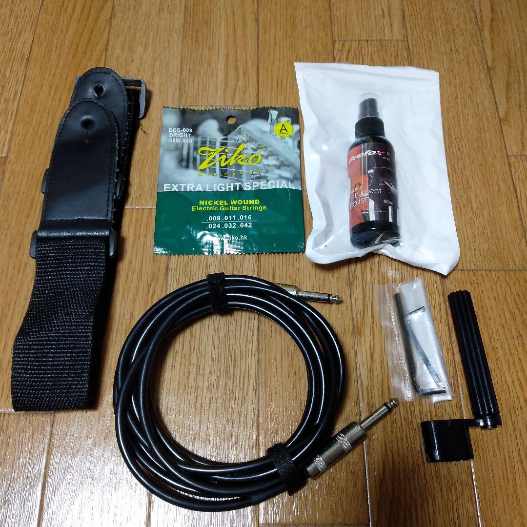 YAMAHA PACIFICA エレキギター　本体、お手入れセット