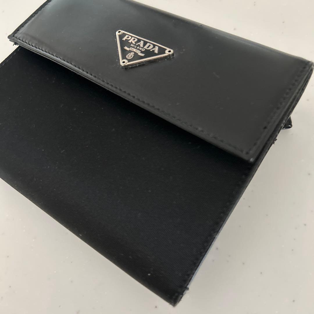 PRADA ブラック 三つ折り財布