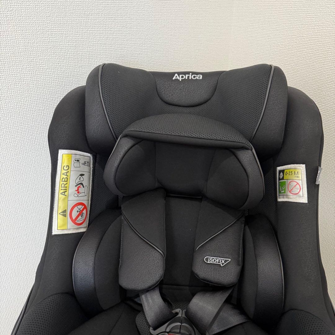 【極美品】アップリカ　チャイルドシート　クルリラビッテエックス　ブラック