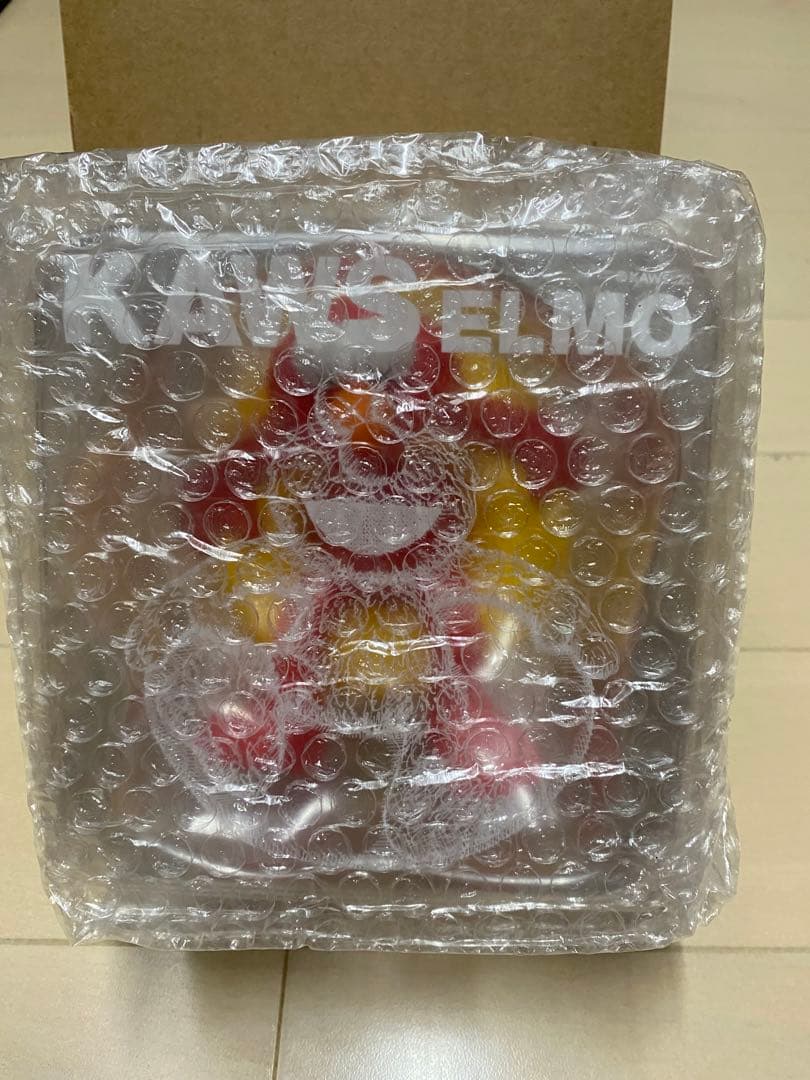 【正規品 未開封】 KAWS ELMO /カウズ コラボフィギュア DDTストア