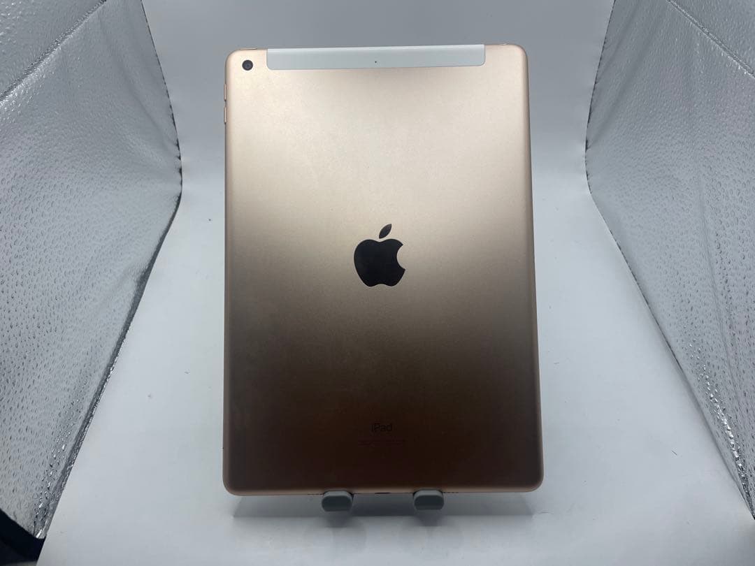 Apple iPad 第7世代 32GB wifi+cellularモデル