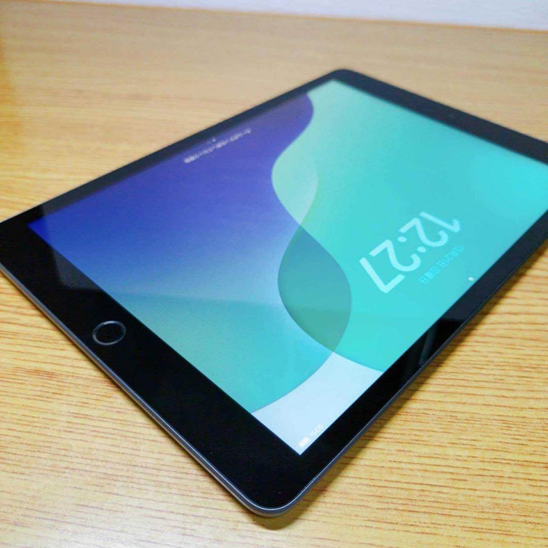 美品iPad第8世代 32GB BT97%