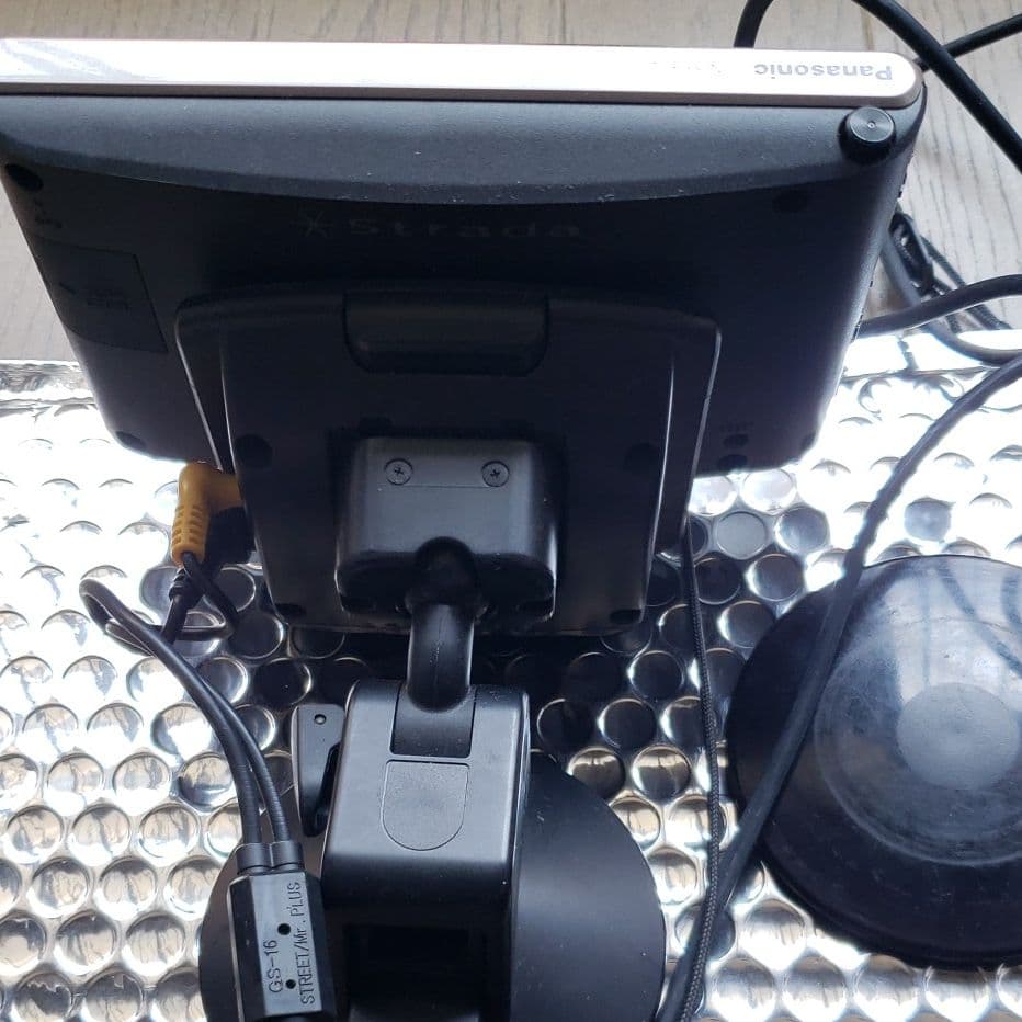 ★★★★★Panasonicポータブルカーナビ（strada)