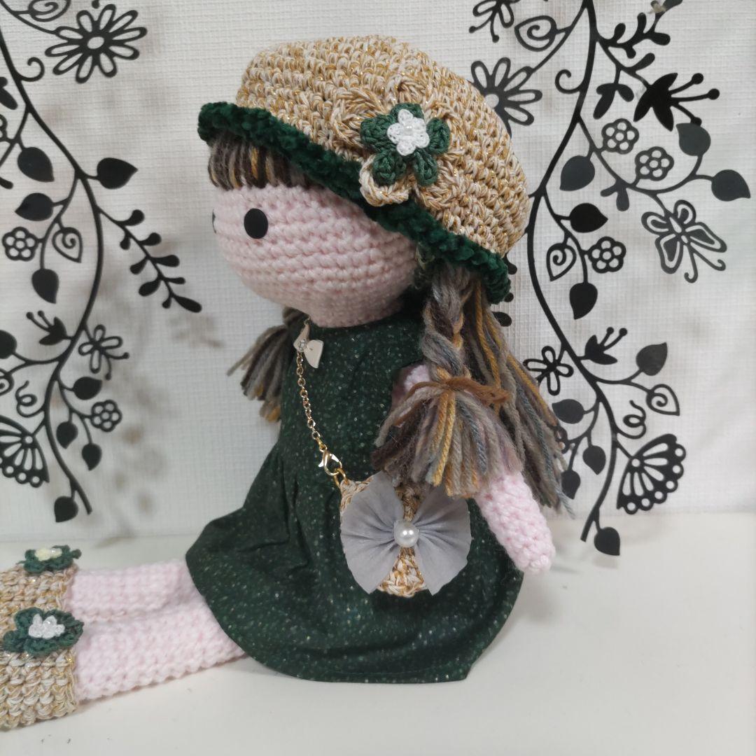 編みぐるみの女の子達（アリス、赤ずきんちゃん、ハロウィン、ポニーテール、深緑の服