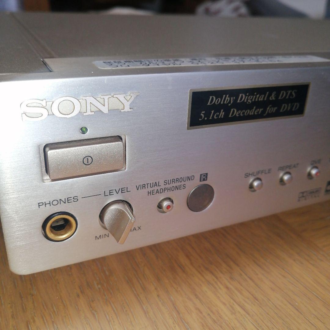 ★動作品★SONY　CD／DVDプレーヤー　DVP-S717D、リモコン付き。