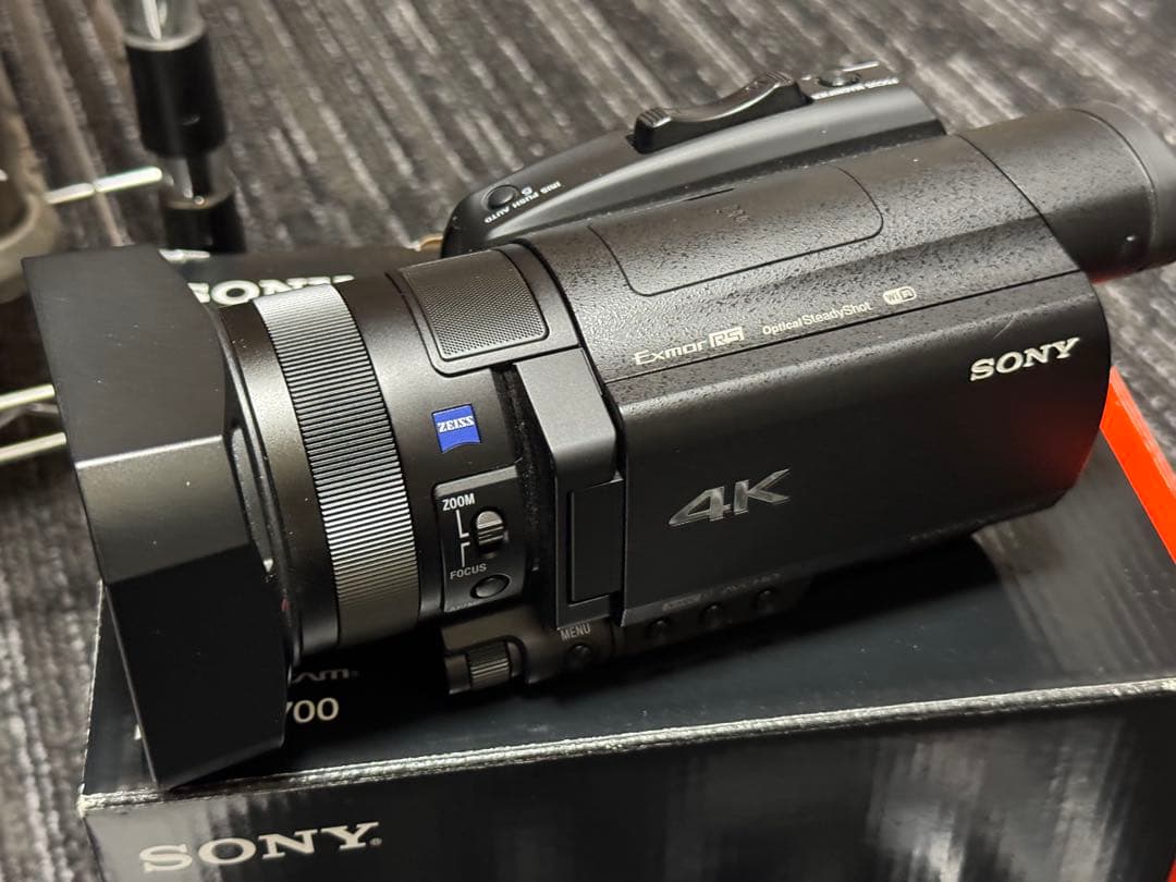 SONY ハンディカム4K　FDR-AX700