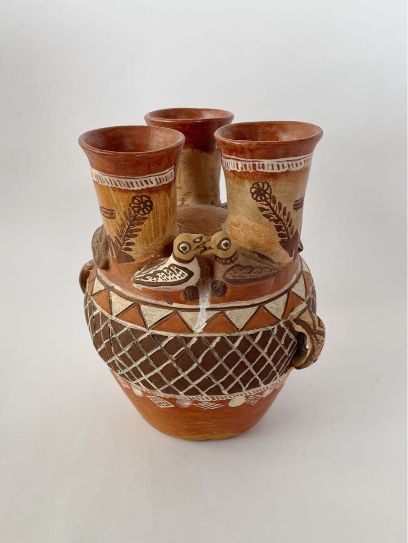工芸品 Peruvian Quenua harvest pottery