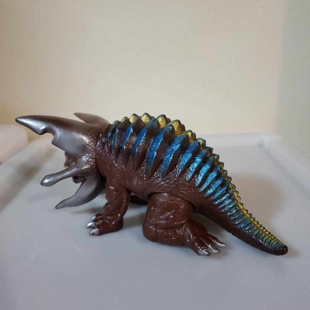 やまなや　怪獣郷　ソフビ　ウルトラマン　ガボラ