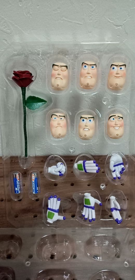 トイ・ストーリー　超合金　バズ・ライトイヤー