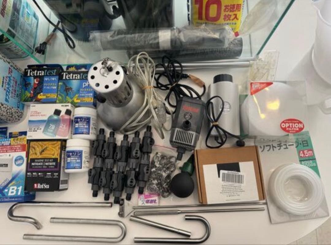 水槽用品 引退まとめ売り (早期購入の方90センチロー水槽ライトもおつけします)