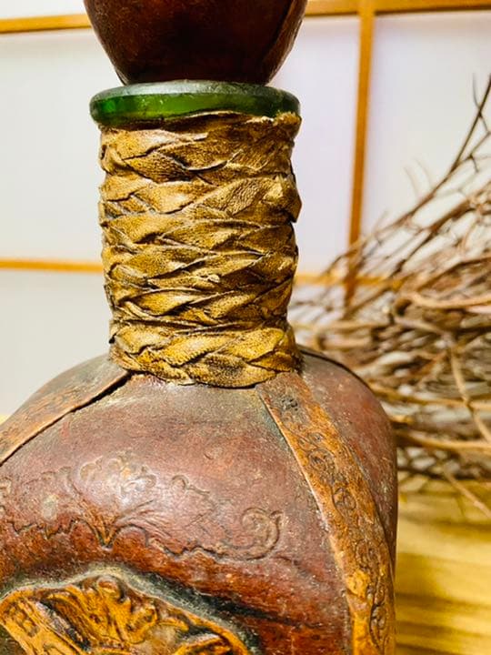 アンティーク　オブジェ　骨董　イタリア製アルコール空瓶　インテリア　レトロ