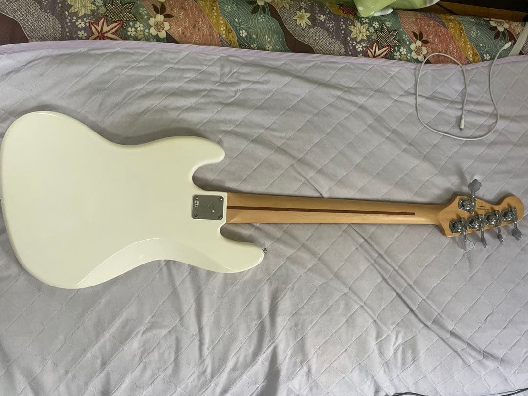 獄中出産 Fender プレイヤー 5弦ジャズベース