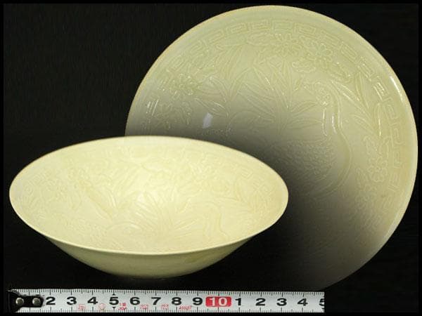 中国美術 白磁 草花鳥紋 碗 φ14.2cm(HA446)