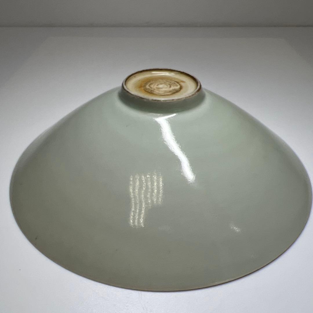 中国清朝時代　陽刻鳳凰文影青鉢　木箱　20.2㎝　東Y7-0702⭐︎2Fトコエサ