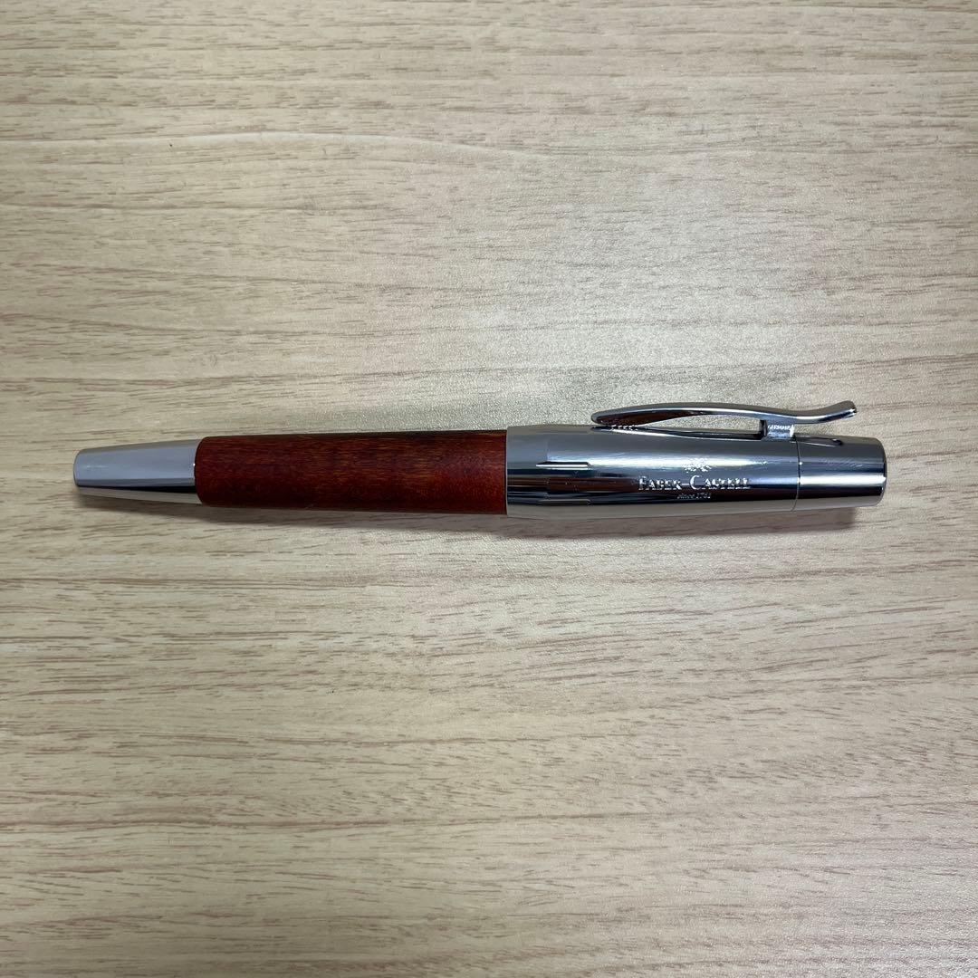 ファーバーカステル万年筆伯爵　定価約8万円