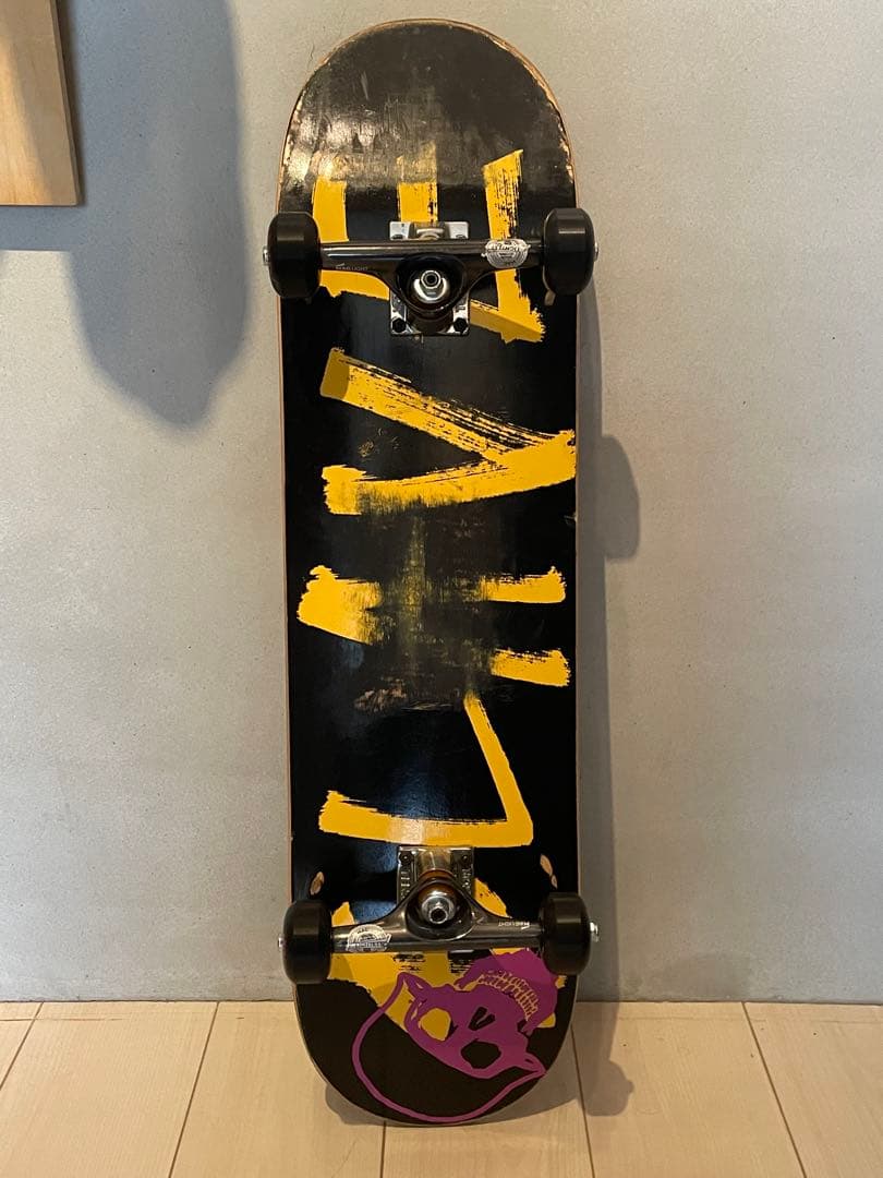 SLAVEスケートボード　コンプリート　約8インチ