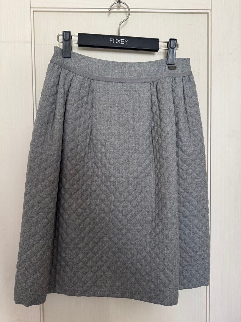 フォクシースカート ウール100%ダイアゴナルキルティングスカート